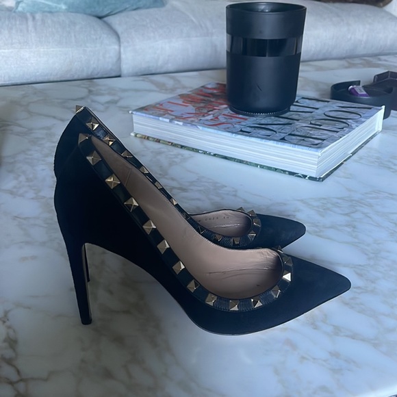 Valentino black suede 41/2 inch heel! Size 39 - Picture 2 of 6